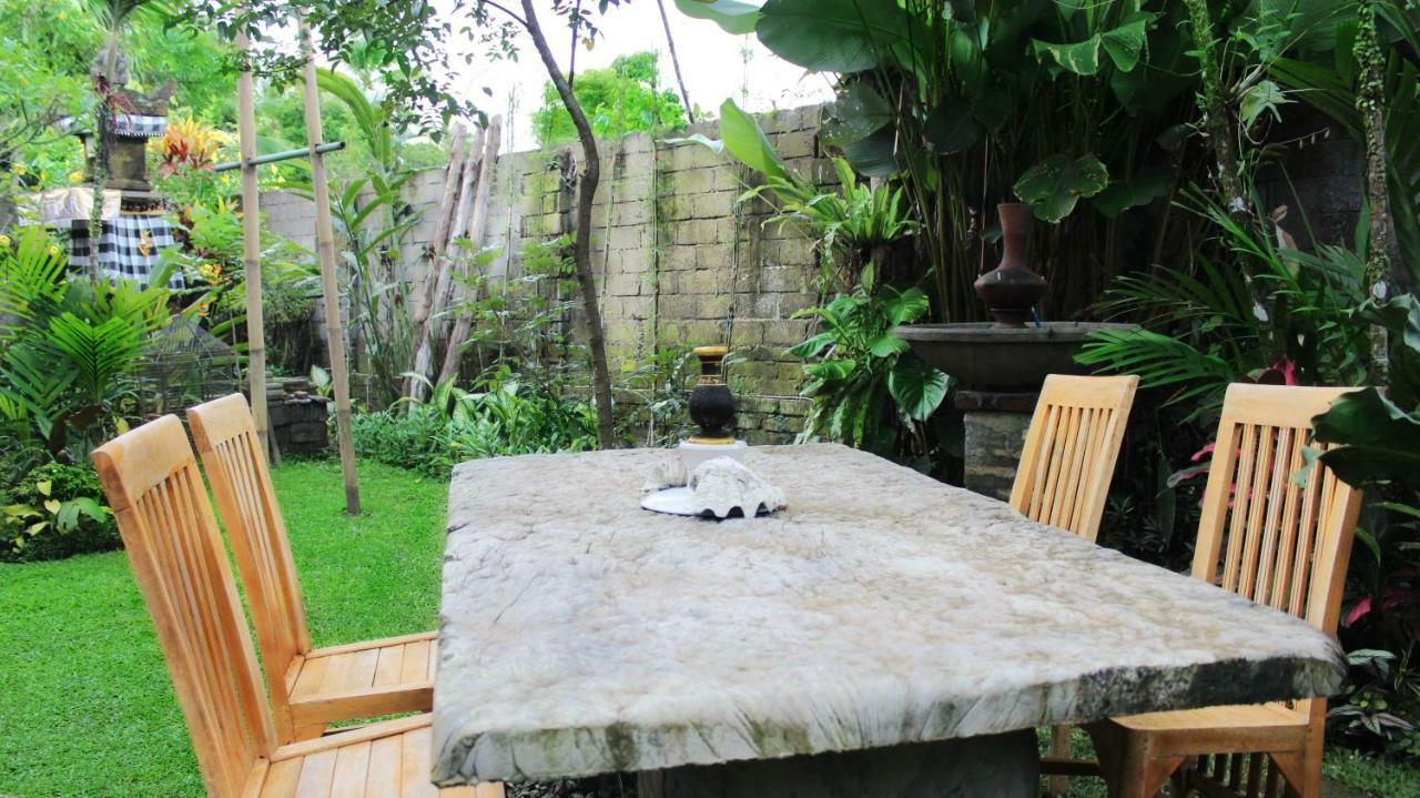 Mandara House Hotel Ubud Buitenkant foto