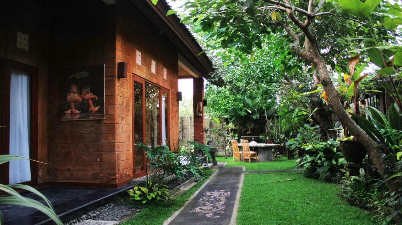 Mandara House Hotel Ubud Buitenkant foto